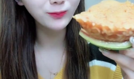 网红鸡大人 吃瓜,吃瓜群众的狂欢盛宴